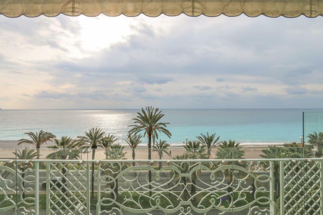 Seafront Modern Apartment นีซ ภายนอก รูปภาพ