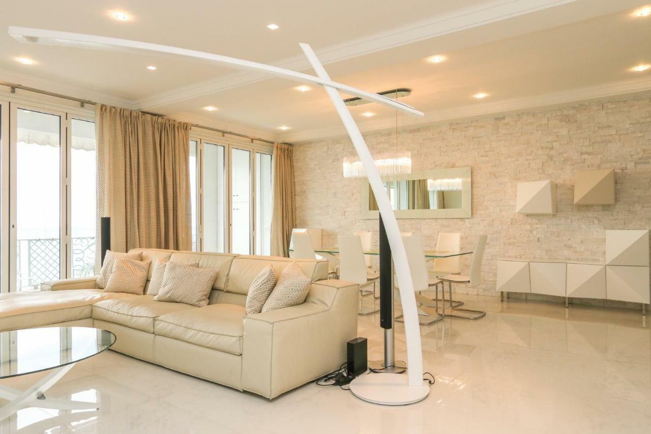 Seafront Modern Apartment นีซ ภายนอก รูปภาพ