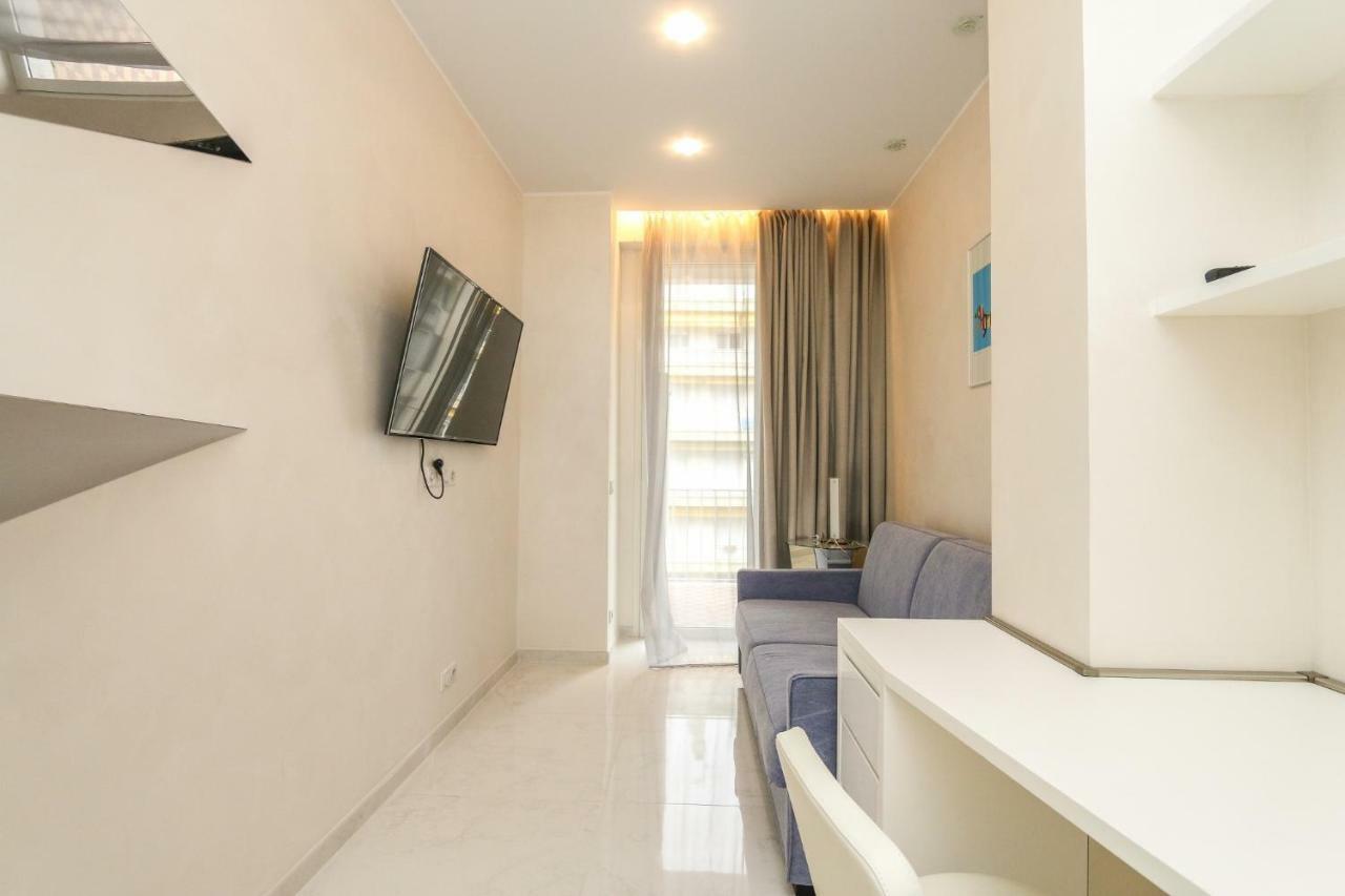 Seafront Modern Apartment นีซ ภายนอก รูปภาพ
